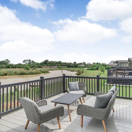 Burgh le Marsh Home Farm Park Lakeside Retreat الغرفة الصورة